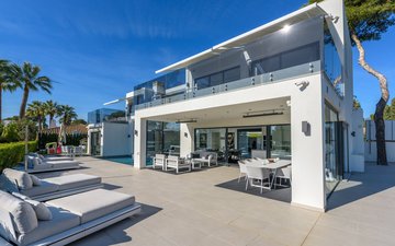 Property slide 15