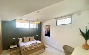 Property slide 20