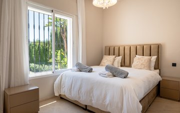 Property slide 20