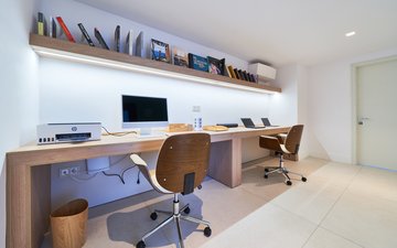 Property slide 16