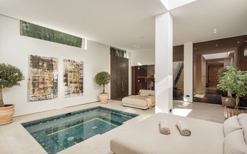 Property slide 20