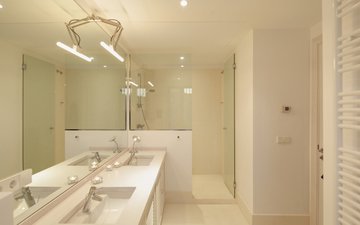 Property slide 19