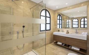 Property slide 18