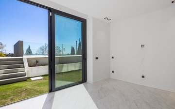 Property slide 18