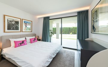 Property slide 18