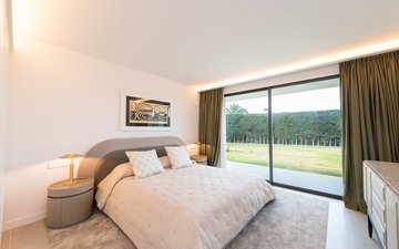 Property slide 19