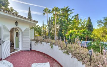 Property slide 15