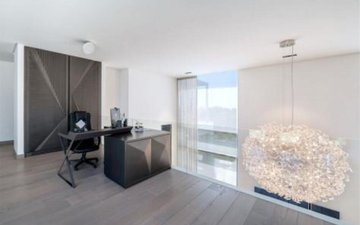 Property slide 15