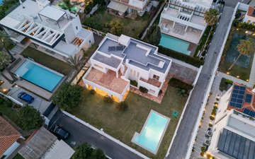 Property slide 10