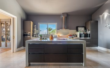 Property slide 20