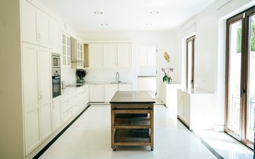 Property slide 10