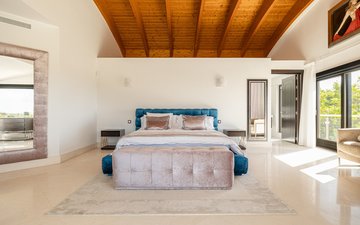 Property slide 10