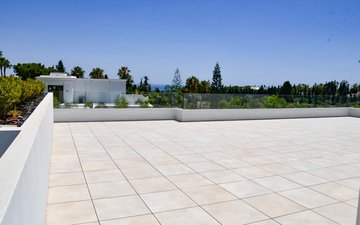 Property slide 17