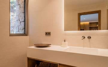 Property slide 20