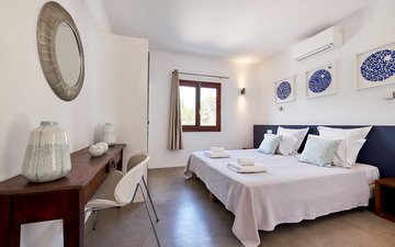 Property slide 17