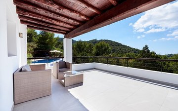 Property slide 8