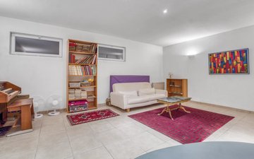 Property slide 8