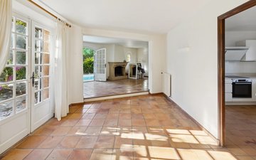 Property slide 3