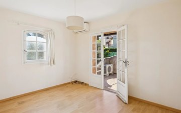 Property slide 7