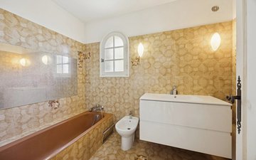 Property slide 8