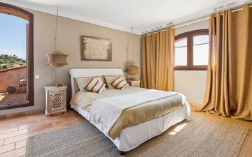 Property slide 7
