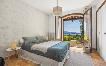 Property slide 8
