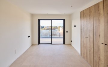 Property slide 15