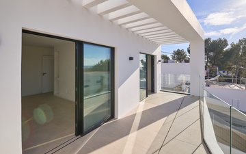 Property slide 14
