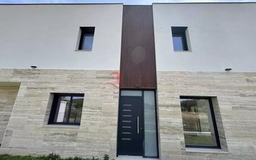 Property slide 7
