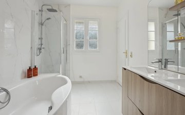Property slide 10