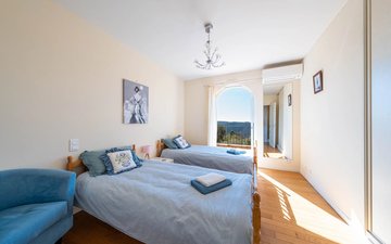Property slide 16