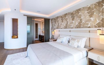 Property slide 20