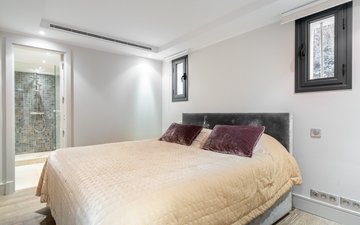 Property slide 17