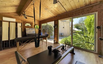 Property slide 19