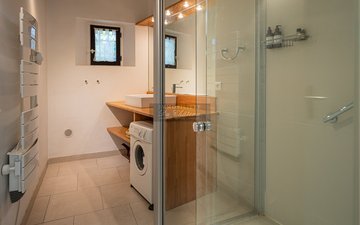 Property slide 17