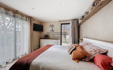 Property slide 7