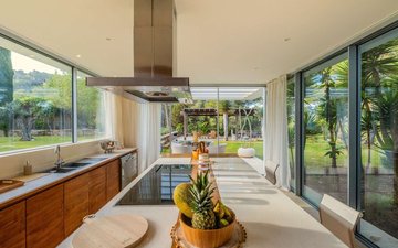Property slide 17