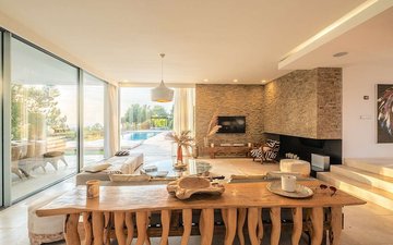 Property slide 18