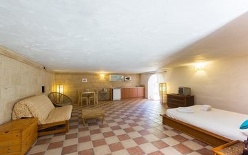 Property slide 17