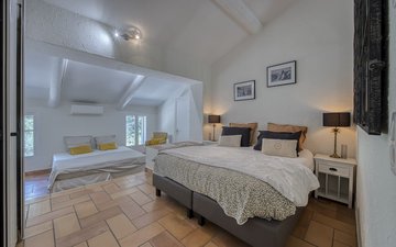 Property slide 20