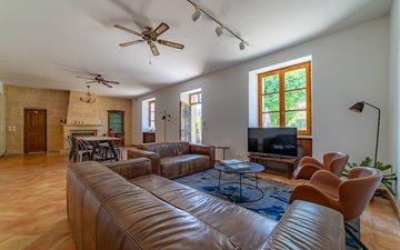 Property slide 16
