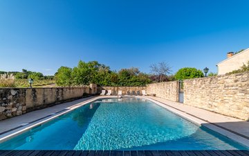 Property slide 10