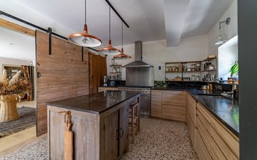 Property slide 16
