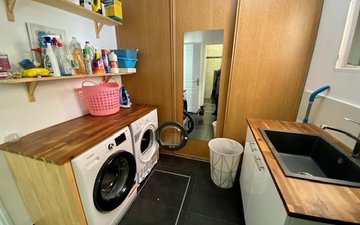 Property slide 17