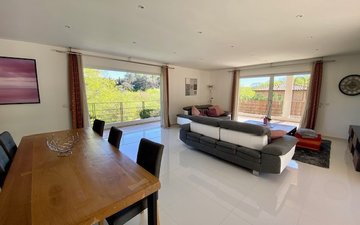 Property slide 5