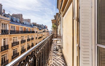 Property slide 16