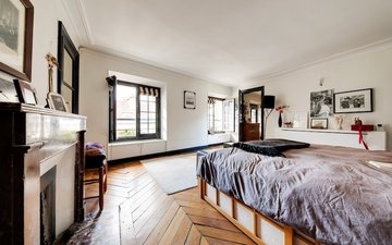 Property slide 10