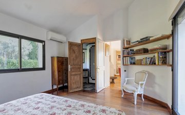 Property slide 14