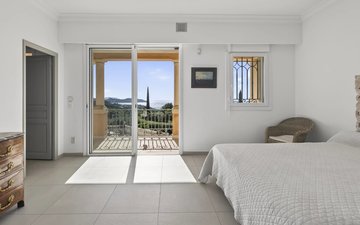 Property slide 6