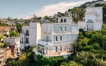 Property slide 12